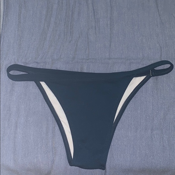 Brand new Bikini Set Sold - Picture 4 of 6